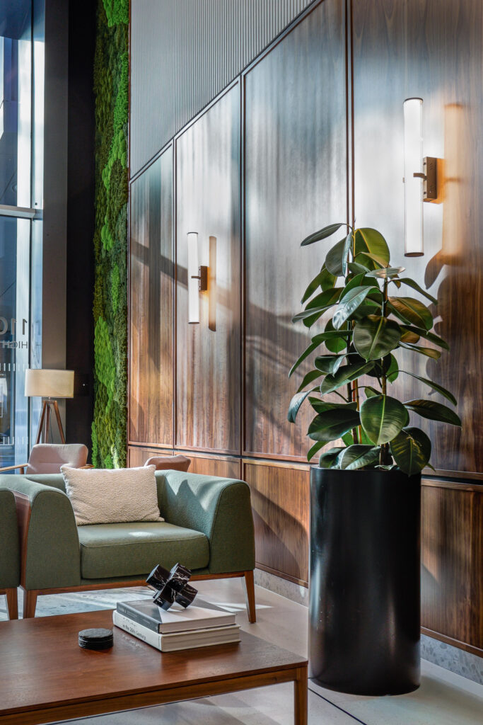 Feature wall lighting and lounge seating in the 110 High Holborn reception